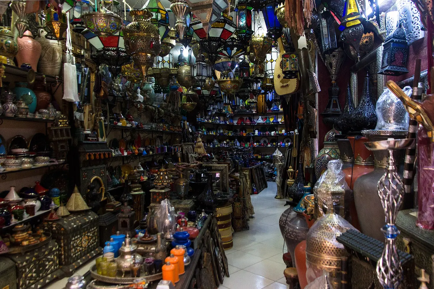 Lantern shop in the Medina of Tangier – car rental agency in Tangier