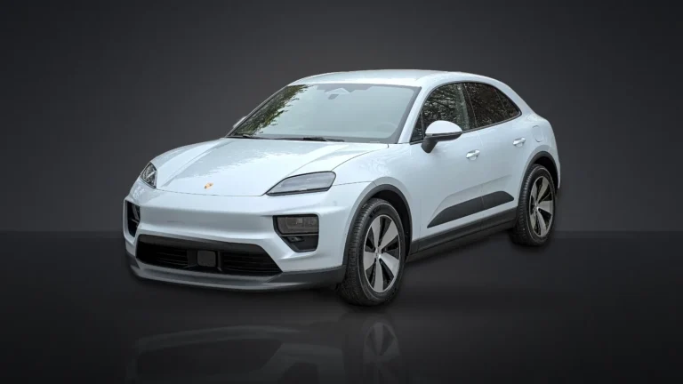 Porsche Macan – car rental in Tangier